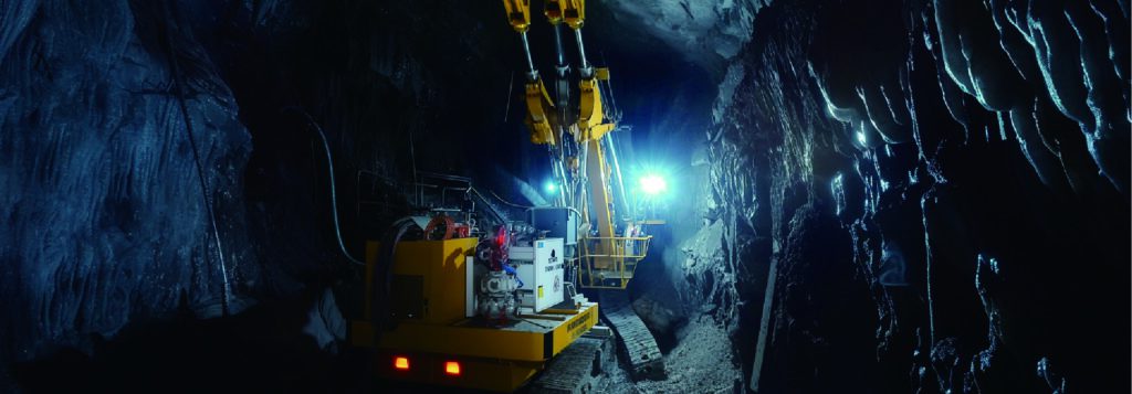 This is the scene of the drilling rig working underground